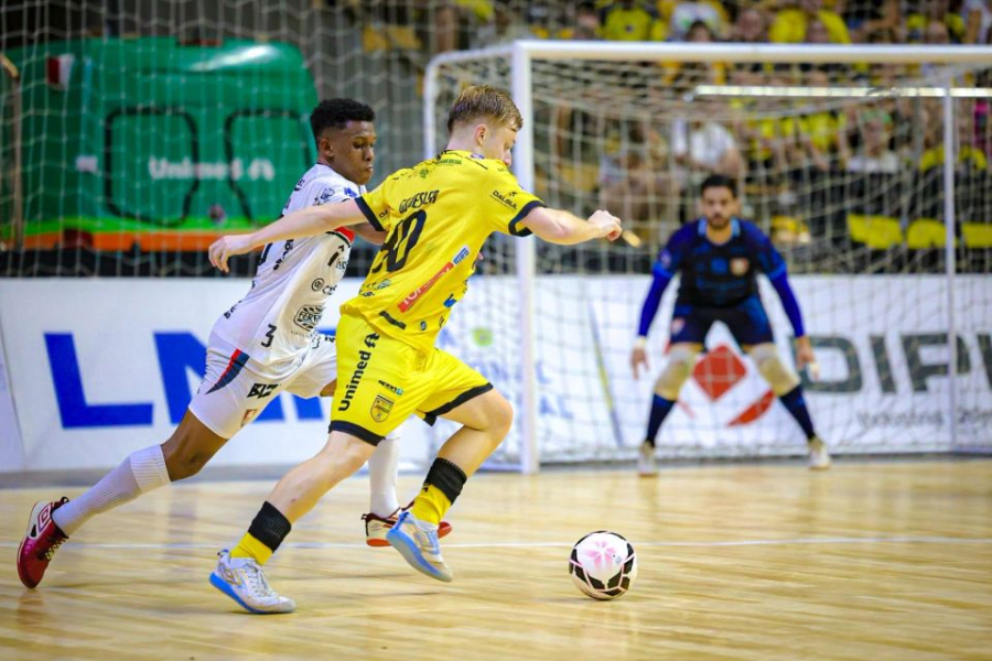 CM/Futsal joga bem e arranca empate em Jaraguá do Sul, na estreia da Liga Nacional